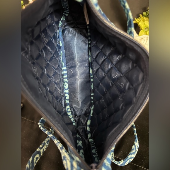 Vera Bradley Cuban Tiles w/ Adjustable Straps GUC - Picture 5 of 5